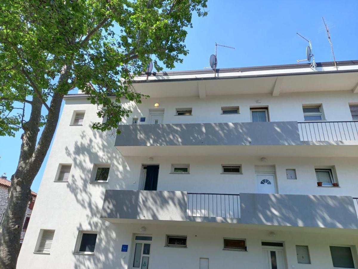 La Piazza Apartment Umag Exterior photo